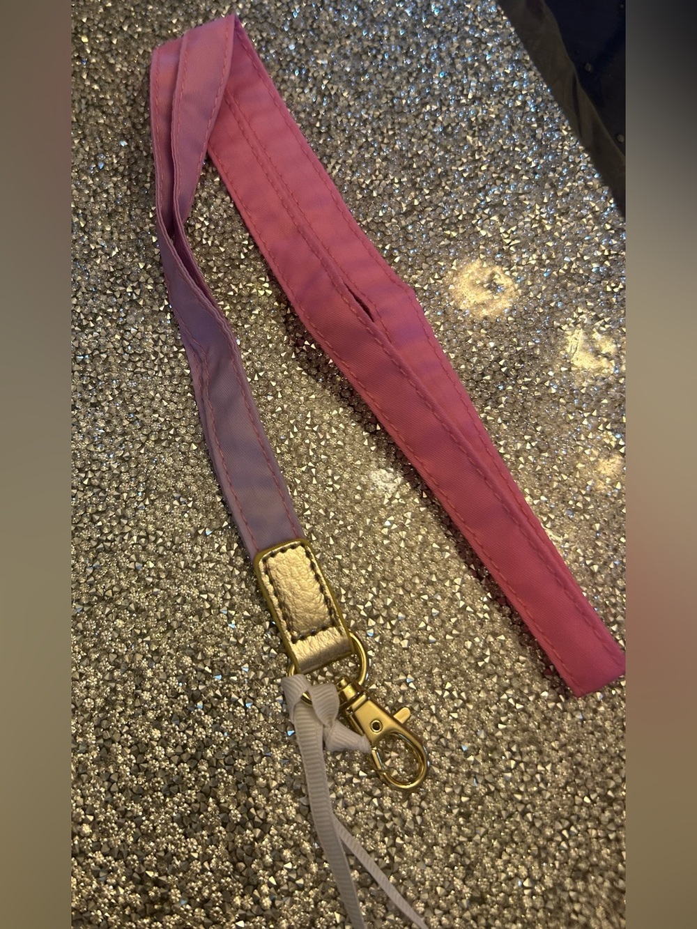 Lilly Pulitzer Lanyard In pink purple ombré  Lobster Claw with Gold Hardware